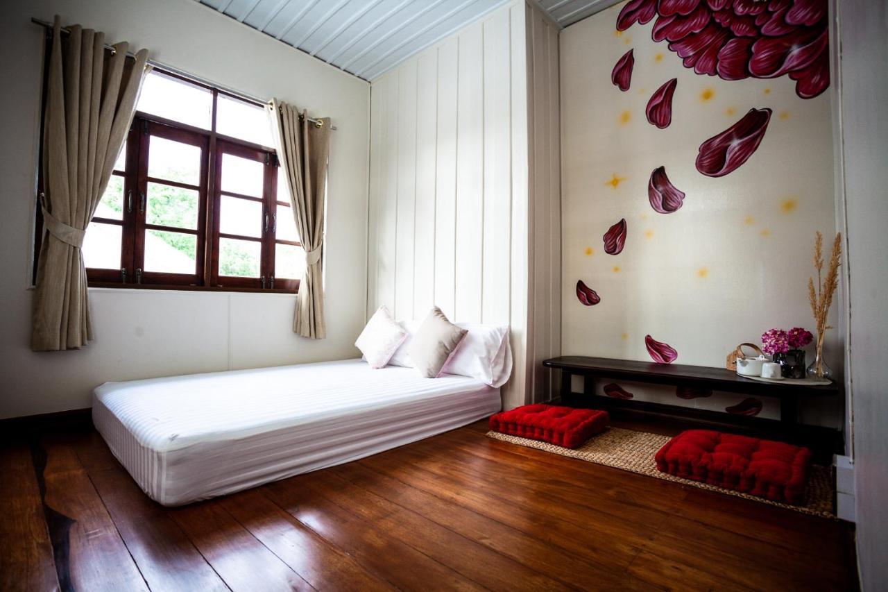 Baan Suan Krung Kao Hotel Ayutthaya Eksteriør billede